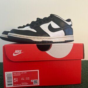 Nike Panda Dunks - Youth / Big Kids 5.5